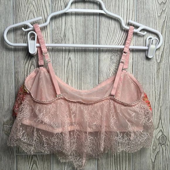Victoria’s Secret Dream Angels Eyelash Lace Bralette Size Large - Picture 4 of 4